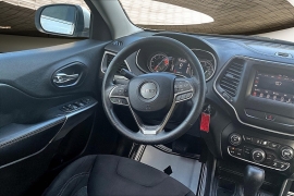 Used 2019  Jeep Cherokee 4d SUV FWD Latitude 3.2L at Pre-Owned Plus near San Antonio, TX