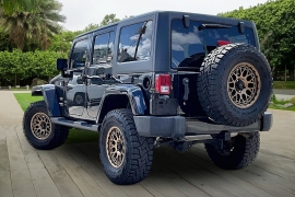 Used 2017  Jeep Wrangler Unlimited 4d Convertible Sahara at Pre-Owned Plus near San Antonio&comma; TX