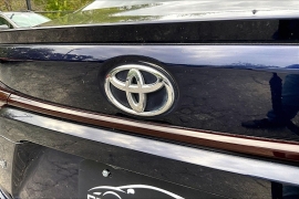 Used 2020  Toyota Corolla 4d Sedan SE CVT at Pre-Owned Plus near San Antonio, TX