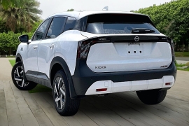 Used 2025  Nissan Kicks SV FWD at Pre-Owned Plus near San Antonio&comma; TX