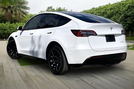 Used 2021  Tesla Model Y Long Range AWD at Pre-Owned Plus near San Antonio&comma; TX