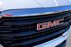 Used 2024  GMC Terrain FWD 4dr SLE at Pre-Owned Plus near San Antonio&comma; TX
