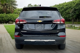 Used 2023  Chevrolet Equinox FWD 4dr LT w&sol;1LT at Pre-Owned Plus near San Antonio&comma; TX