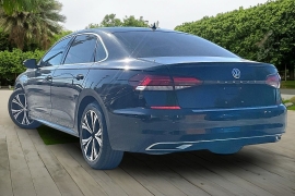 Used 2022  Volkswagen Passat 2&period;0T SE Auto at Pre-Owned Plus near San Antonio&comma; TX