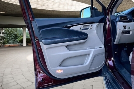Used 2020  Honda Pilot 4d SUV FWD Touring 8-Passenger at Pre-Owned Plus near San Antonio&comma; TX