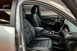 Used 2025  Chevrolet Equinox FWD 4dr LT w&sol;1LT at Pre-Owned Plus near San Antonio&comma; TX