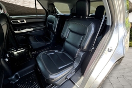 Used 2022 Ford Explorer XLT 4WD at Pre-Owned Plus near San Antonio, TX