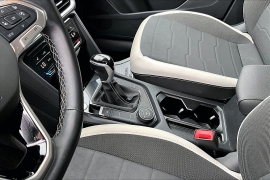 Used 2025  Volkswagen Taos SE 4MOTION at Pre-Owned Plus near San Antonio&comma; TX
