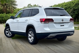 Used 2018  Volkswagen Atlas 3&period;6L V6 Launch Edition FWD at Pre-Owned Plus near San Antonio&comma; TX
