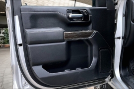 Used 2020  Chevrolet Silverado 1500 2WD Crew Cab LT Texas Edition at Pre-Owned Plus near San Antonio&comma; TX