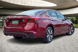 Used 2022 Nissan Altima 2.5 SL AWD Sedan at Pre-Owned Plus near San Antonio, TX