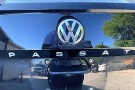 Used 2022  Volkswagen Passat 2&period;0T SE Auto at Pre-Owned Plus near San Antonio&comma; TX