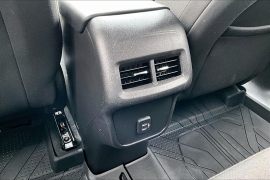 Used 2022  Chevrolet Equinox FWD 4dr LT w&sol;1LT at Pre-Owned Plus near San Antonio&comma; TX