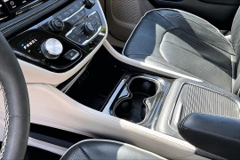 Used 2023  Chrysler Pacifica Limited FWD at Pre-Owned Plus near San Antonio&comma; TX