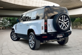 Used 2022 Land Rover Defender 110 X-Dynamic HSE AWD at Pre-Owned Plus near San Antonio, TX
