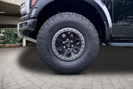 Used 2025  Ford F-150 4WD Raptor SuperCrew 5&period;5' Box at Pre-Owned Plus near San Antonio&comma; TX