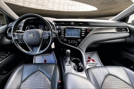 Used 2019  Toyota Camry 4d Sedan SE at Pre-Owned Plus near San Antonio&comma; TX
