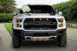 Used 2018  Ford F-150 4WD SuperCrew Raptor at Pre-Owned Plus near San Antonio&comma; TX