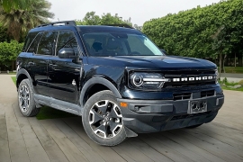 Used 2023  Ford Bronco Sport Outer Banks 4x4 at Pre-Owned Plus near San Antonio&comma; TX