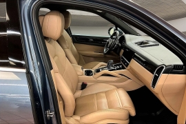 Used 2019  Porsche Cayenne 4d SUV AWD at Pre-Owned Plus near San Antonio&comma; TX