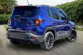 Used 2017  Jeep Renegade 4d SUV FWD Latitude Altitude at Pre-Owned Plus near San Antonio&comma; TX