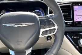 Used 2023  Chrysler Pacifica Limited FWD at Pre-Owned Plus near San Antonio&comma; TX