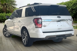Used 2020  Ford Expedition Max 4d SUV 2WD King Ranch at Pre-Owned Plus near San Antonio&comma; TX