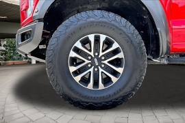 Used 2020  Ford F-150 4WD SuperCrew Raptor at Pre-Owned Plus near San Antonio&comma; TX