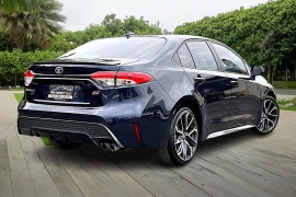 Used 2020  Toyota Corolla 4d Sedan SE CVT at Pre-Owned Plus near San Antonio, TX