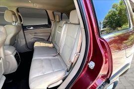 Used 2022  Jeep Grand Cherokee WK Laredo E 4x2 at Pre-Owned Plus near San Antonio&comma; TX