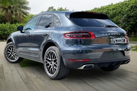 Used 2018  Porsche Macan 4d SUV AWD at Pre-Owned Plus near San Antonio&comma; TX