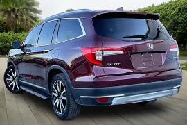 Used 2020  Honda Pilot 4d SUV FWD Touring 8-Passenger at Pre-Owned Plus near San Antonio&comma; TX