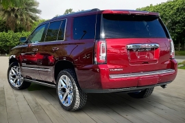 Used 2019  GMC Yukon 4d SUV 4WD Denali at Pre-Owned Plus near San Antonio&comma; TX