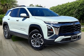 Used 2025  Chevrolet Equinox FWD 4dr ACTIV w&sol;XDB at Pre-Owned Plus near San Antonio&comma; TX