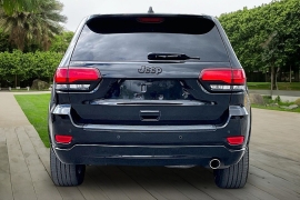 Used 2019  Jeep Grand Cherokee 4d SUV 2WD Laredo Altitude at Pre-Owned Plus near San Antonio&comma; TX