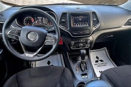 Used 2019  Jeep Cherokee 4d SUV FWD Latitude 3.2L at Pre-Owned Plus near San Antonio, TX