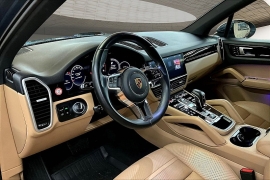 Used 2019  Porsche Cayenne 4d SUV AWD at Pre-Owned Plus near San Antonio&comma; TX