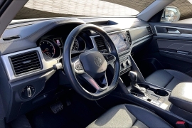 Used 2021  Volkswagen Atlas 2021&period;5 3&period;6L V6 SE w&sol;Technology FWD at Pre-Owned Plus near San Antonio&comma; TX