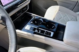 Used 2024  Volkswagen Atlas 2&period;0T SE w&sol;Technology FWD at Pre-Owned Plus near San Antonio&comma; TX
