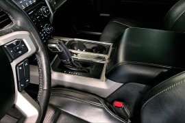 Used 2017  Ford F-150 4WD SuperCrew Lariat 5 1&sol;2 at Pre-Owned Plus near San Antonio&comma; TX