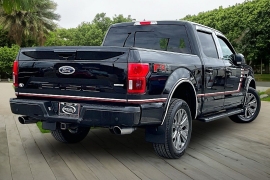 Used 2018  Ford F-150 4WD SuperCrew Lariat 5 1&sol;2 at Pre-Owned Plus near San Antonio&comma; TX