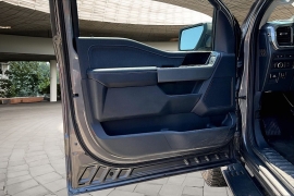 Used 2022  Ford F-150 4WD LARIAT SuperCrew 5&period;5' Box at Pre-Owned Plus near San Antonio&comma; TX