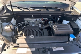 Used 2018  Volkswagen Atlas 3&period;6L V6 Launch Edition FWD at Pre-Owned Plus near San Antonio&comma; TX