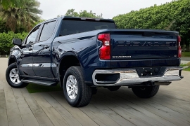 Used 2020  Chevrolet Silverado 1500 2WD Crew Cab LT at Pre-Owned Plus near San Antonio&comma; TX