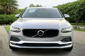 Used 2018  Volvo S90 4d Sedan FWD T5 Momentum at Pre-Owned Plus near San Antonio&comma; TX