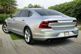 Used 2018  Volvo S90 4d Sedan FWD T5 Momentum at Pre-Owned Plus near San Antonio&comma; TX