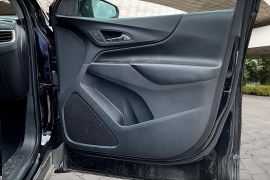 Used 2023  Chevrolet Equinox FWD 4dr LT w&sol;1LT at Pre-Owned Plus near San Antonio&comma; TX