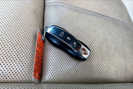 Used 2018  Porsche Cayenne 4d SUV AWD Platinum at Pre-Owned Plus near San Antonio&comma; TX