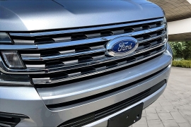 Used 2020  Ford Expedition 4d SUV 2WD XLT at Pre-Owned Plus near San Antonio&comma; TX