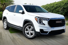 Used 2024  GMC Terrain FWD 4dr SLE at Pre-Owned Plus near San Antonio&comma; TX